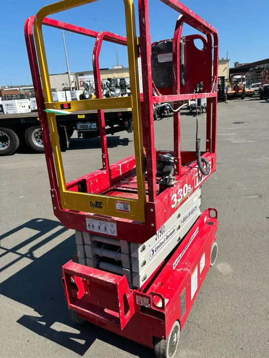 2021 MEC 1330SE Scissor Lift