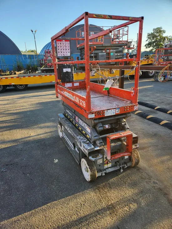 2016 Skyjack SJIII3219 Scissor Lift