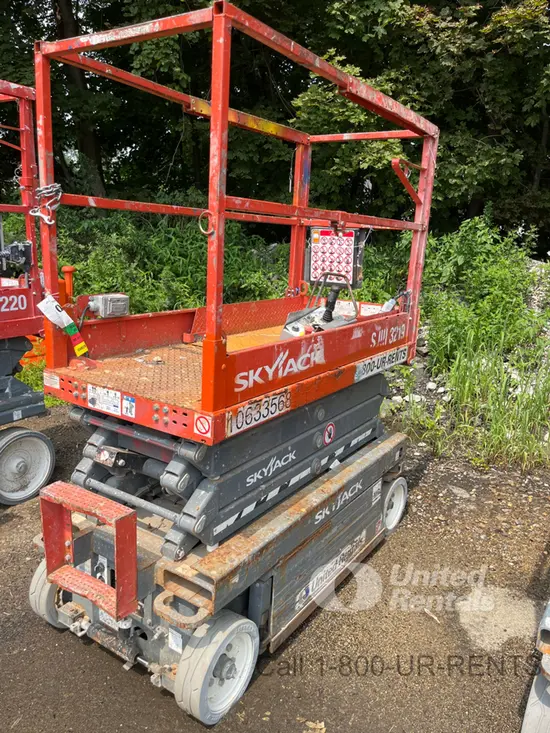 2017 Skyjack SJIII3219 Scissor Lift