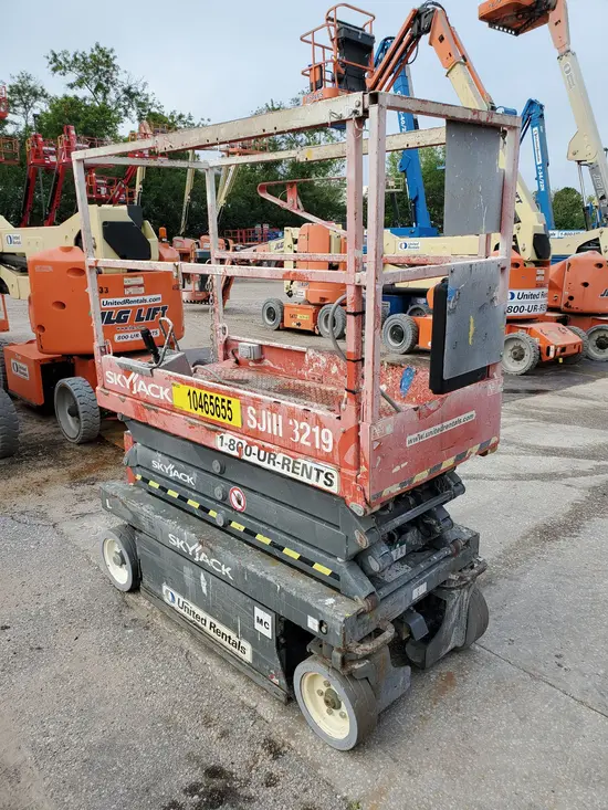 2016 Skyjack SJIII3219 Scissor Lift