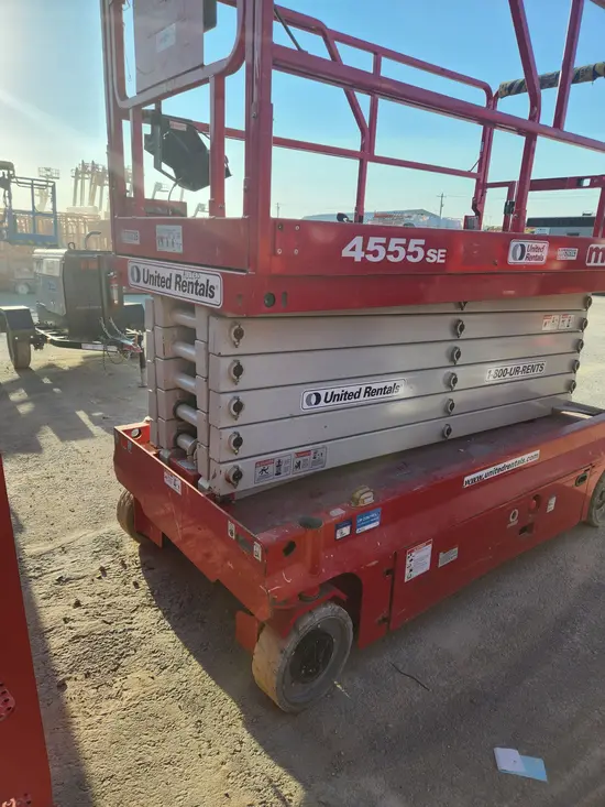 2018 MEC 4555SE Scissor Lift