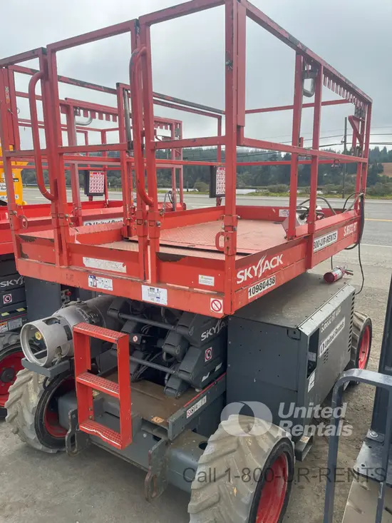 2019 Skyjack SJ6832RT Rough Terrain Scissor Lift