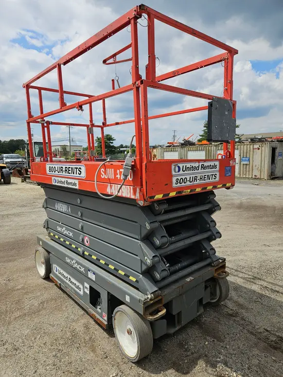 2017 Skyjack SJIII4740 Scissor Lift