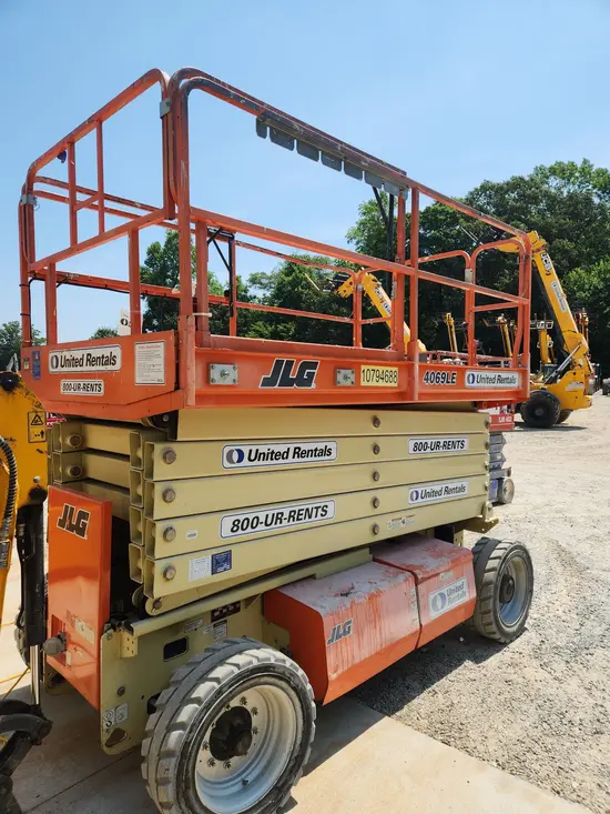 2018 JLG 4069LE Scissor Lift