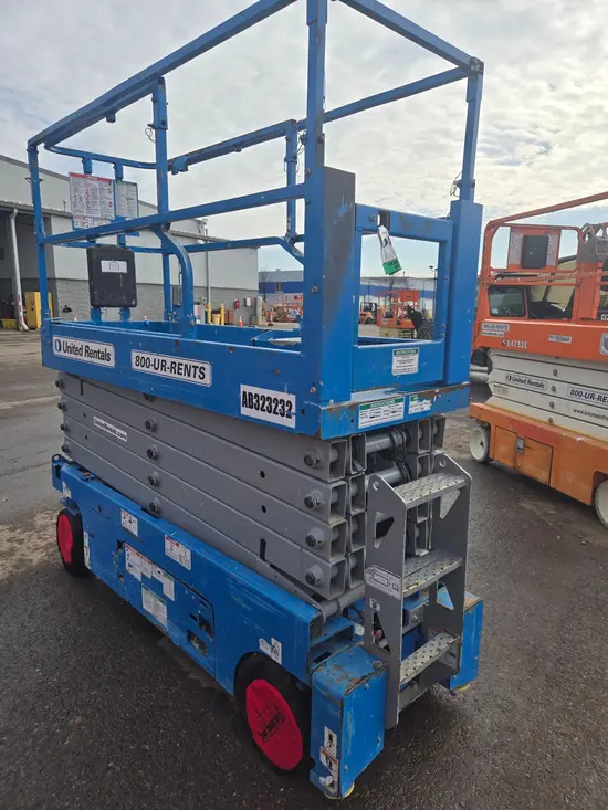 2018 Genie GS-3232 Scissor Lift