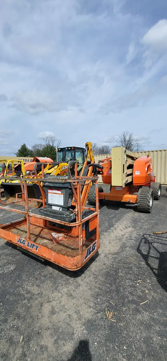 2016 JLG 450AJ Articulating Boom Lift