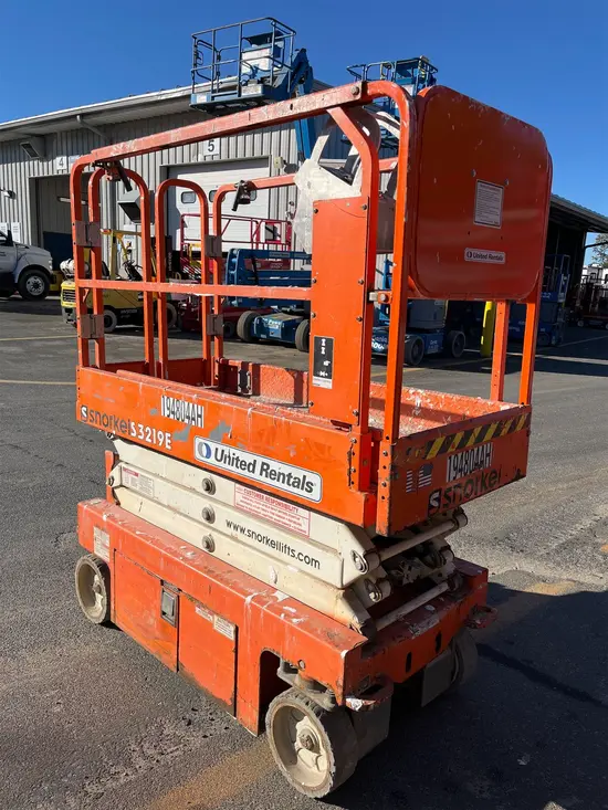 2017 Snorkel S3219E Scissor Lift