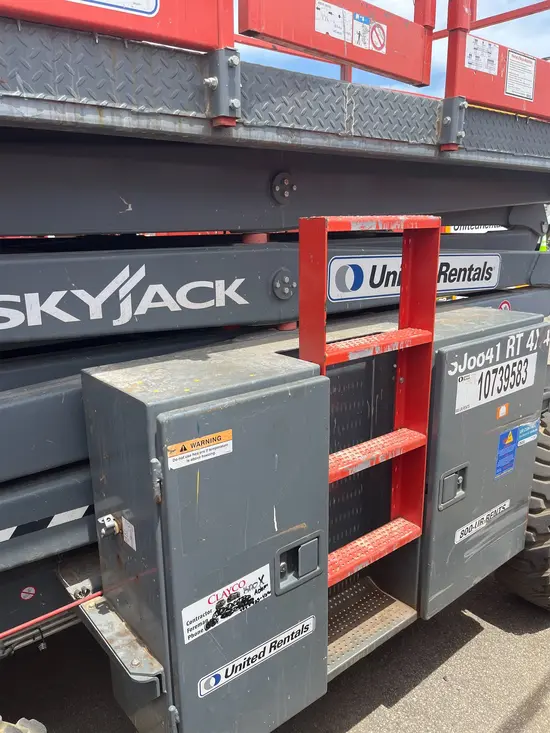 2018 Skyjack SJ8841RT Rough Terrain Scissor Lift