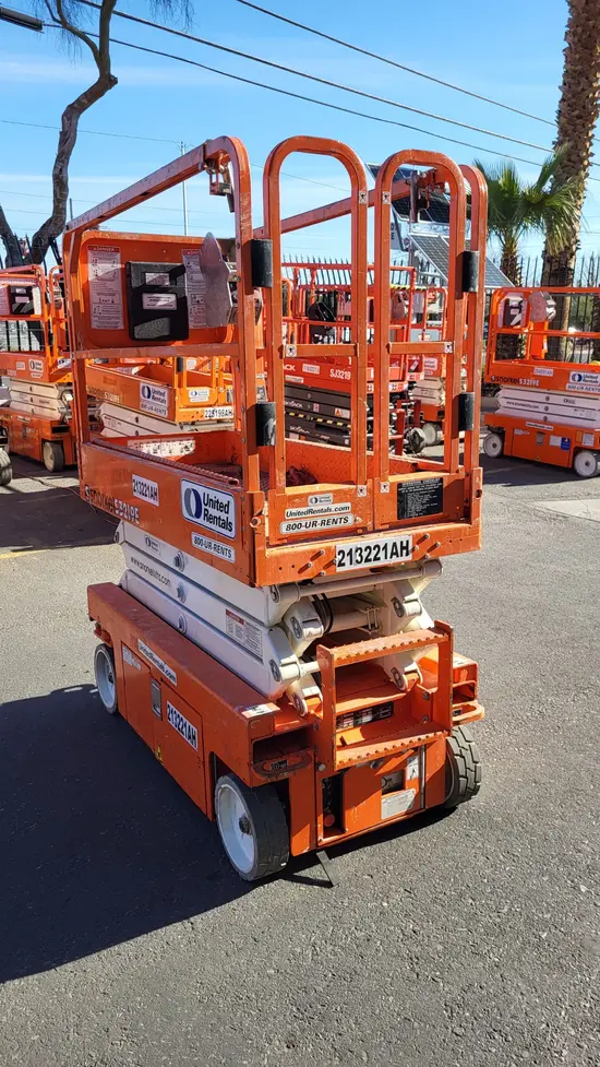 2018 Snorkel S3219E Scissor Lift