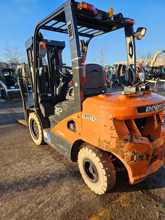 2019 Doosan G30P-7DF Warehouse Forklift