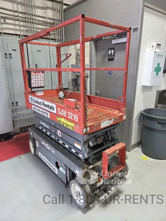 2018 Skyjack SJIII3219 Scissor Lift
