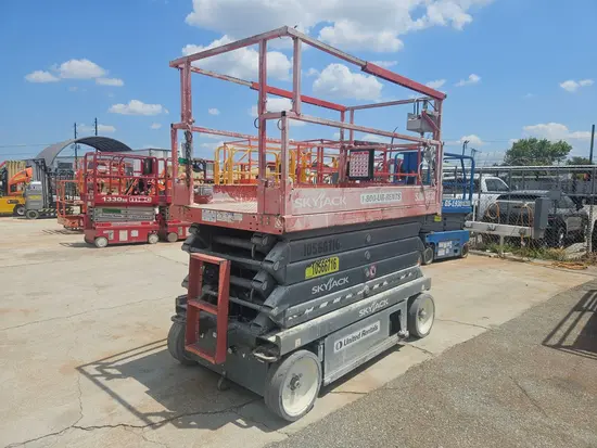 2017 Skyjack SJIII4632 Scissor Lift
