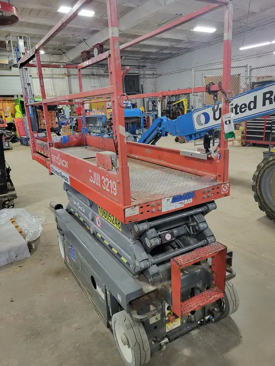 2017 Skyjack SJIII3219 Scissor Lift