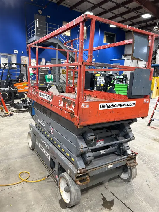 2015 Skyjack SJIII4632 Scissor Lift