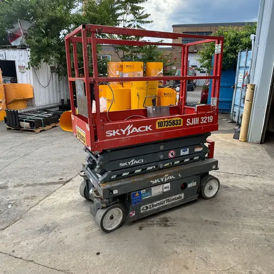 2018 Skyjack SJIII3219 Scissor Lift