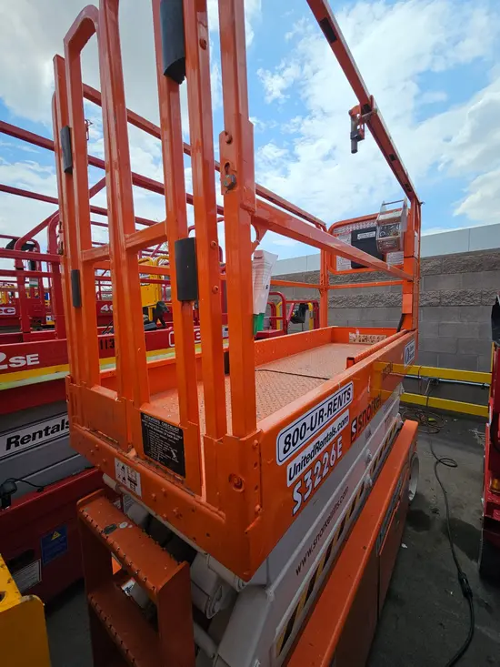 2019 Snorkel S3226E Scissor Lift