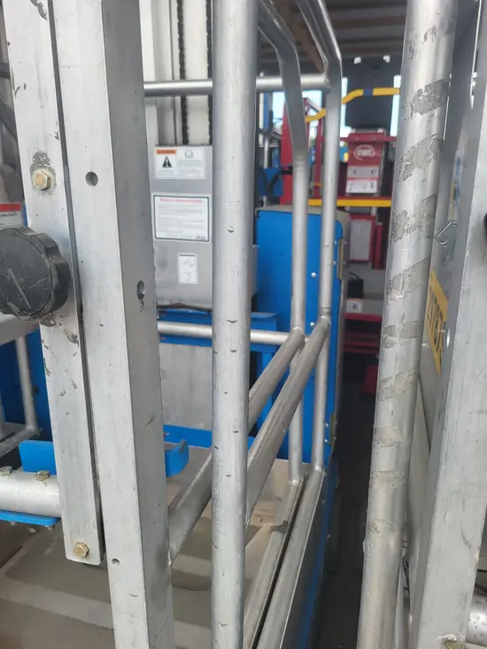 2019 MEC MICRO 19 Scissor Lift