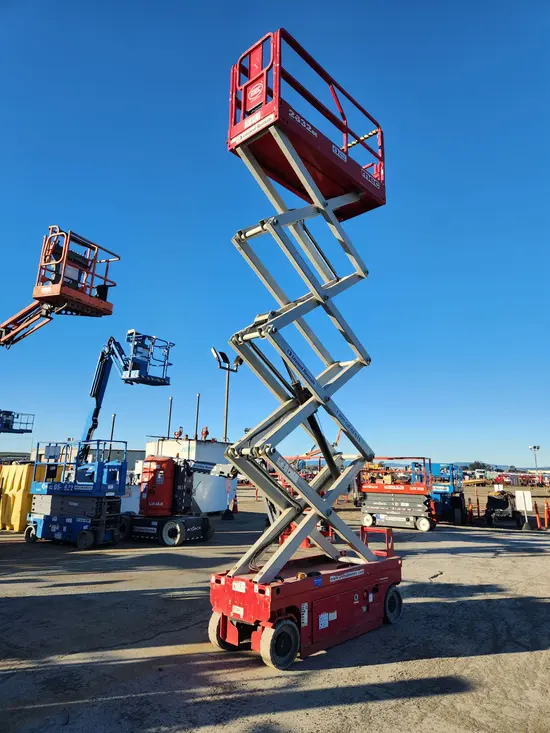 2019 MEC 2632SE Scissor Lift