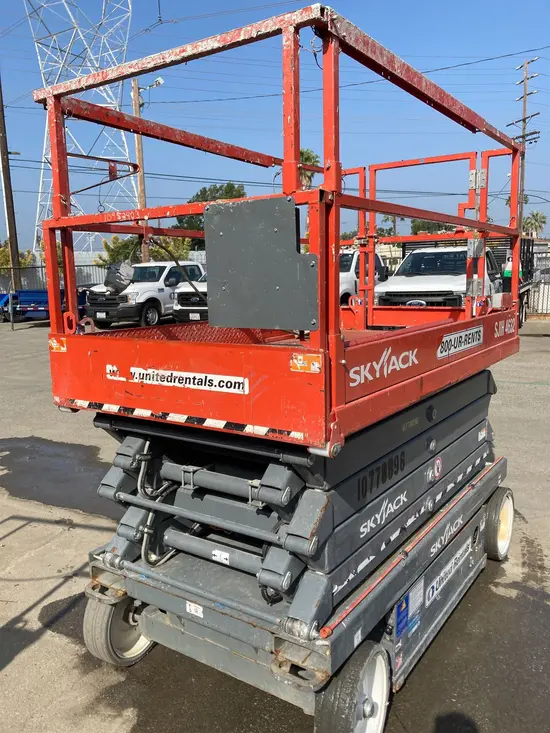 2018 Skyjack SJIII4632 Scissor Lift