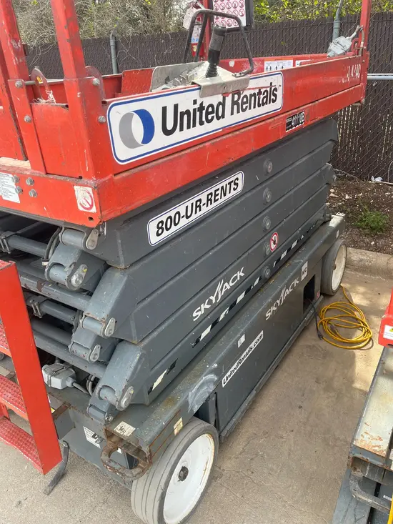 2017 Skyjack SJIII4740 Scissor Lift