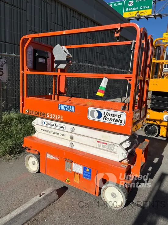 2018 Snorkel S3219E Scissor Lift