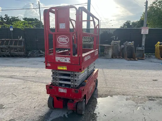 2017 MEC 1930SE Scissor Lift