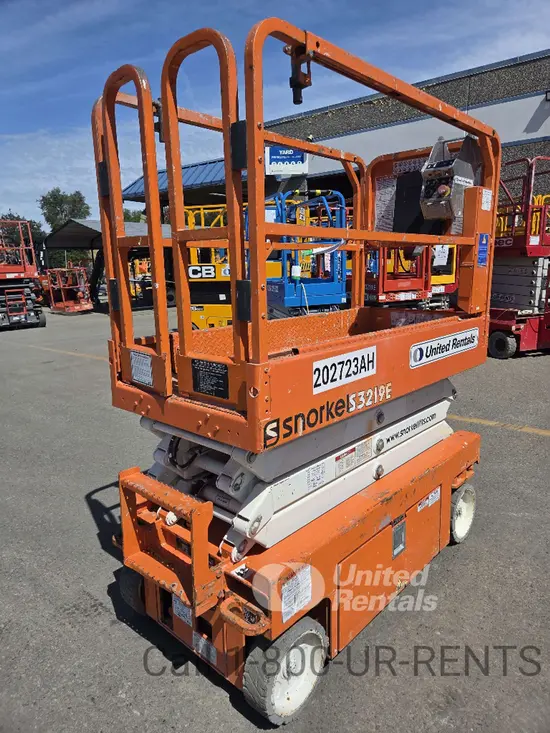 2018 Snorkel S3219E Scissor Lift