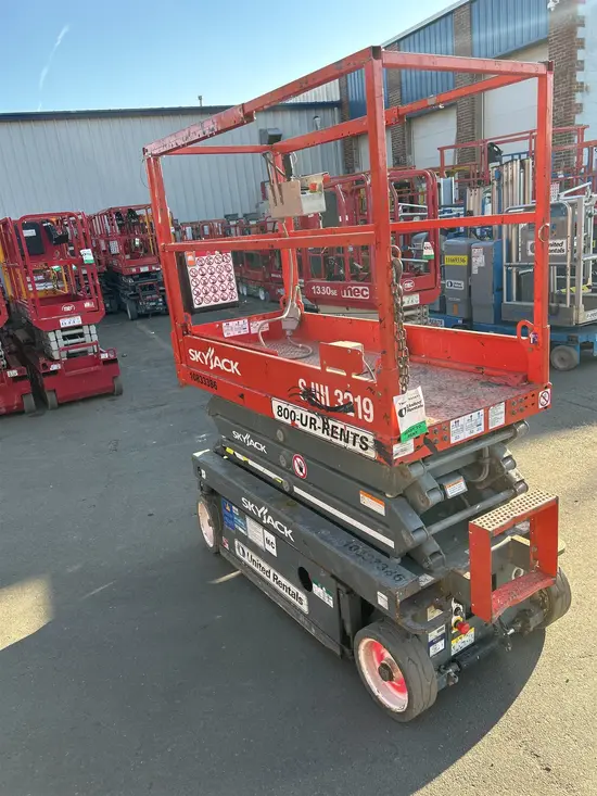 2018 Skyjack SJIII3219 Scissor Lift