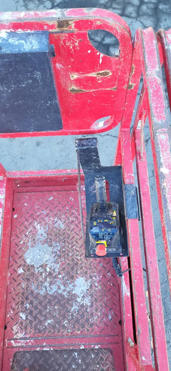 2018 MEC 1330SE Scissor Lift