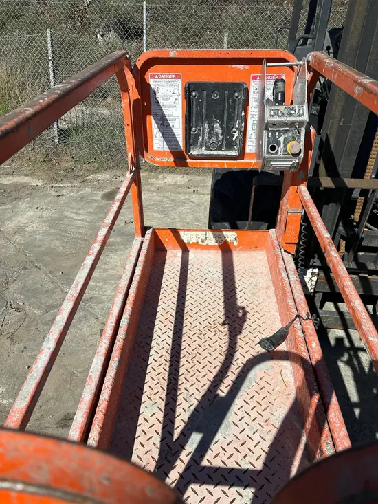 2019 Snorkel S3219E Scissor Lift