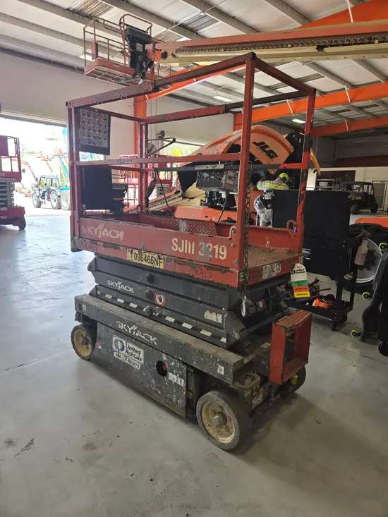 2016 Skyjack SJIII3219 Scissor Lift
