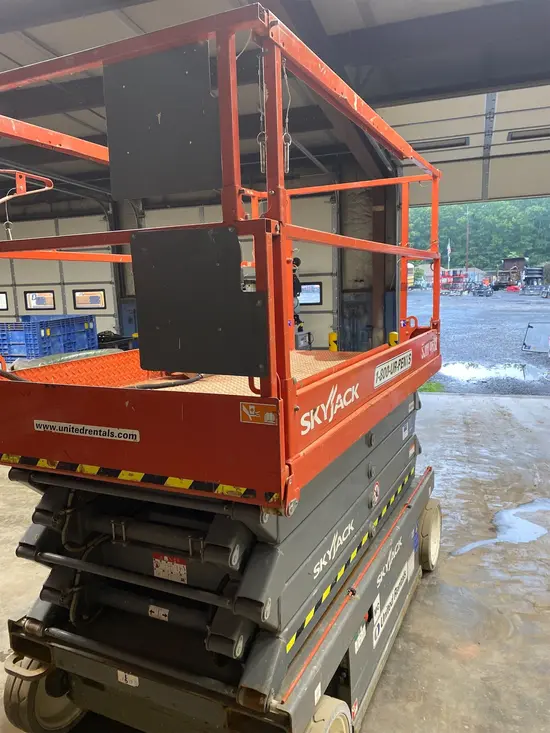 2016 Skyjack SJIII4632 Scissor Lift
