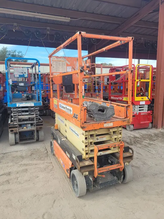 2017 JLG 1932R Scissor Lift
