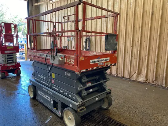 2018 Skyjack SJIII4632 Scissor Lift