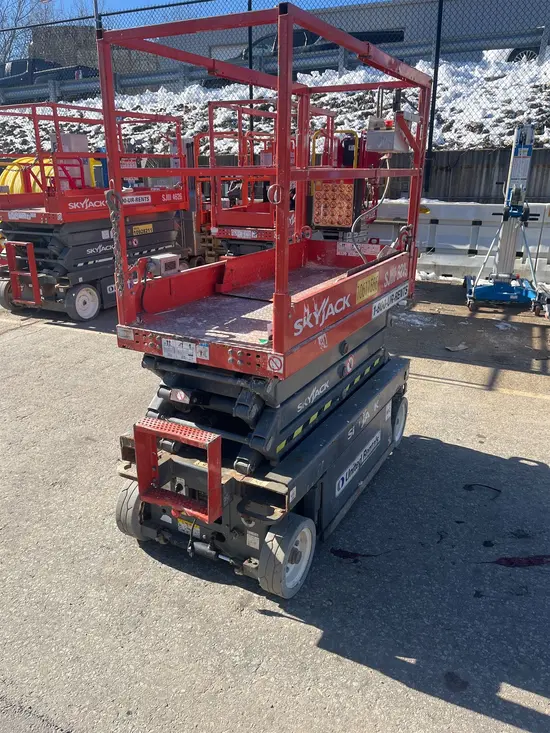 2017 Skyjack SJIII3219 Scissor Lift