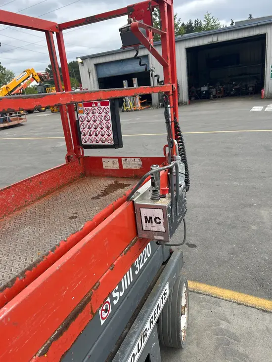 2018 Skyjack SJIII3220 Scissor Lift