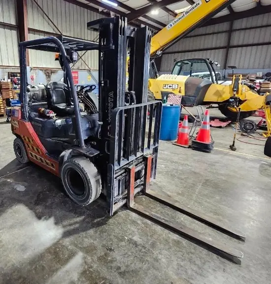 2019 Toyota 8FGU25 Warehouse Forklift