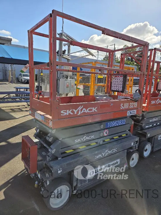 2019 Skyjack SJIII3219 Scissor Lift