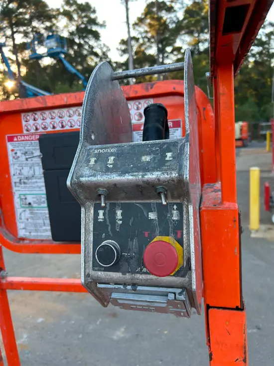 2019 Snorkel S3226E Scissor Lift