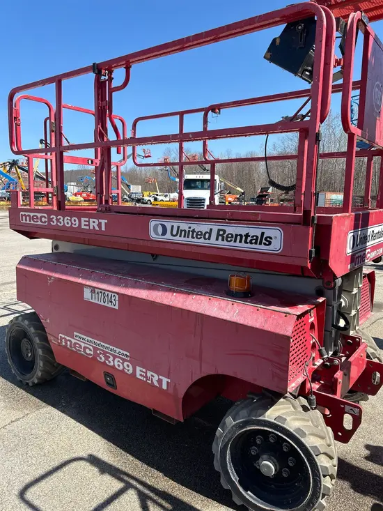2021 MEC 3369ERT Scissor Lift