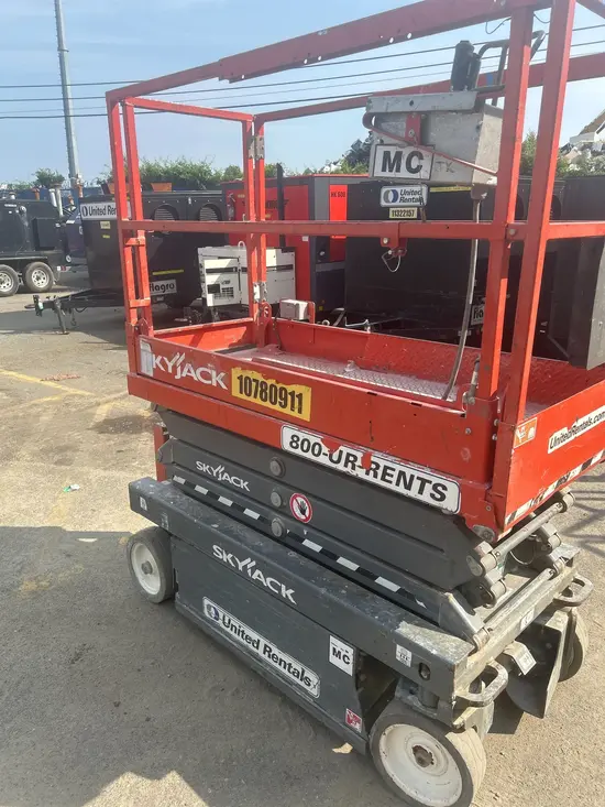 2018 Skyjack SJIII3219 Scissor Lift