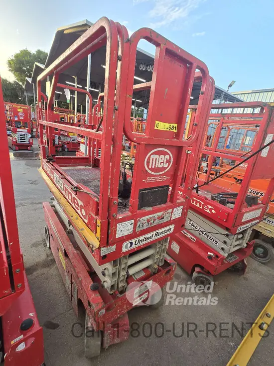2018 MEC 1930SE Scissor Lift