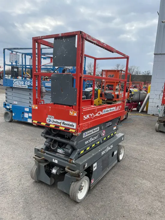2016 Skyjack SJIII3219 Scissor Lift