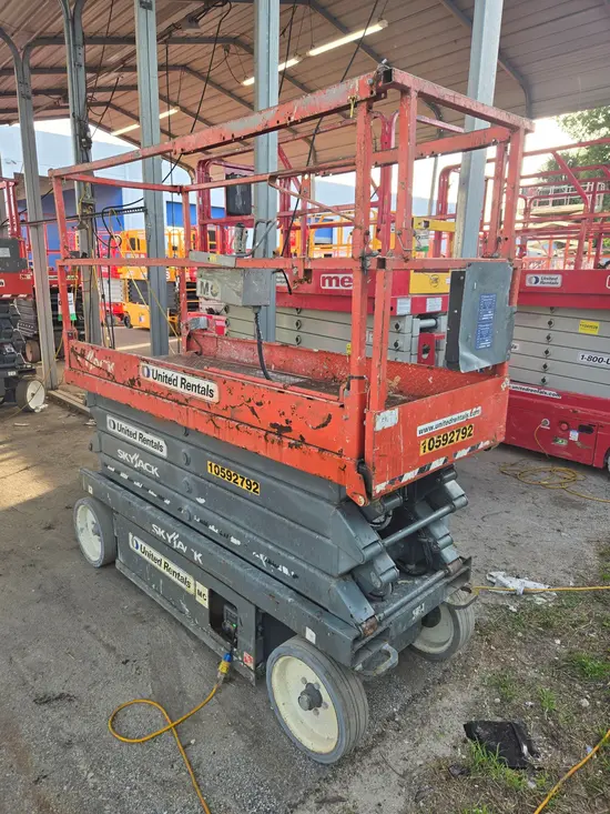2017 Skyjack SJIII3226 Scissor Lift