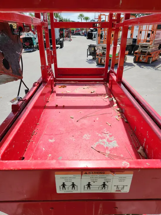 2018 MEC 1330SE Scissor Lift