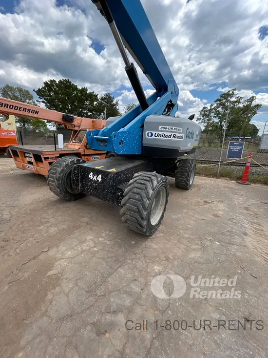 2017 Genie S-80 X Boom Lift