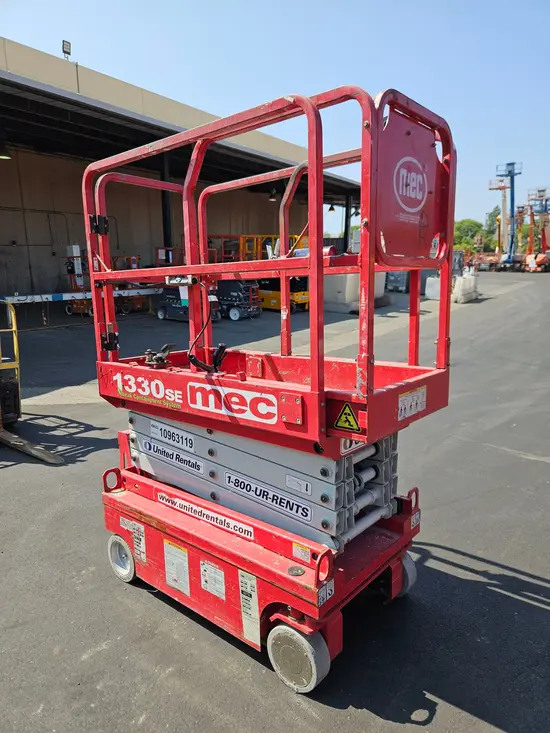 2019 MEC 1330SE Scissor Lift