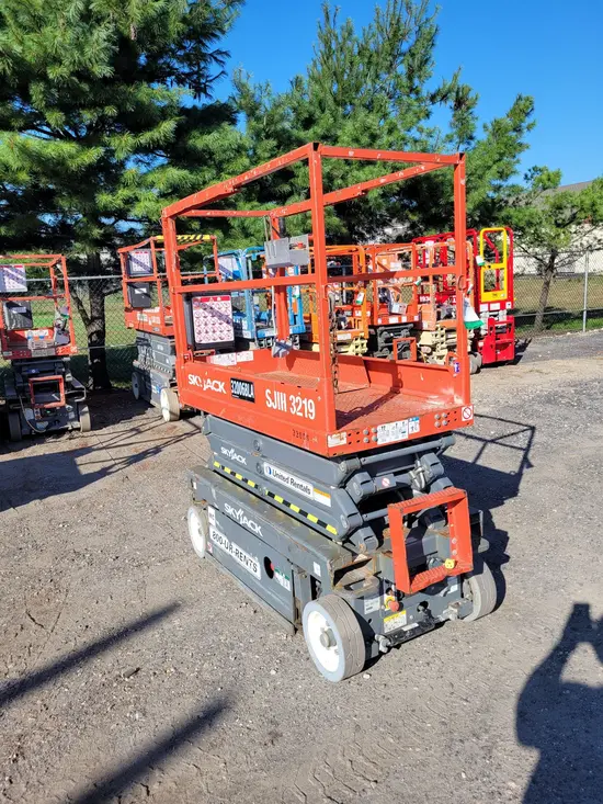 2016 Skyjack SJIII3219 Scissor Lift