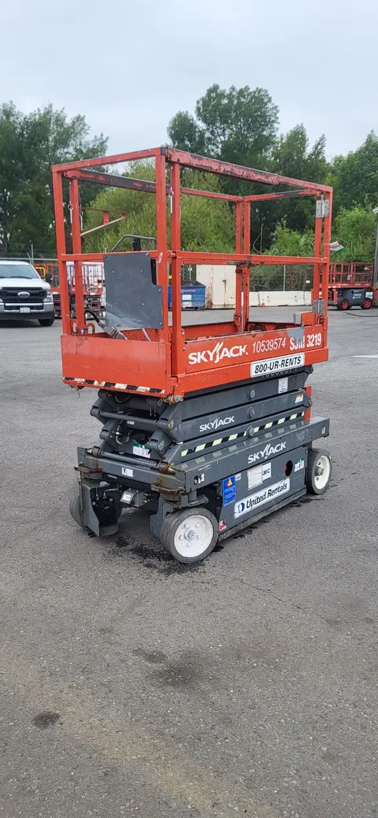 2016 Skyjack SJIII3219 Scissor Lift