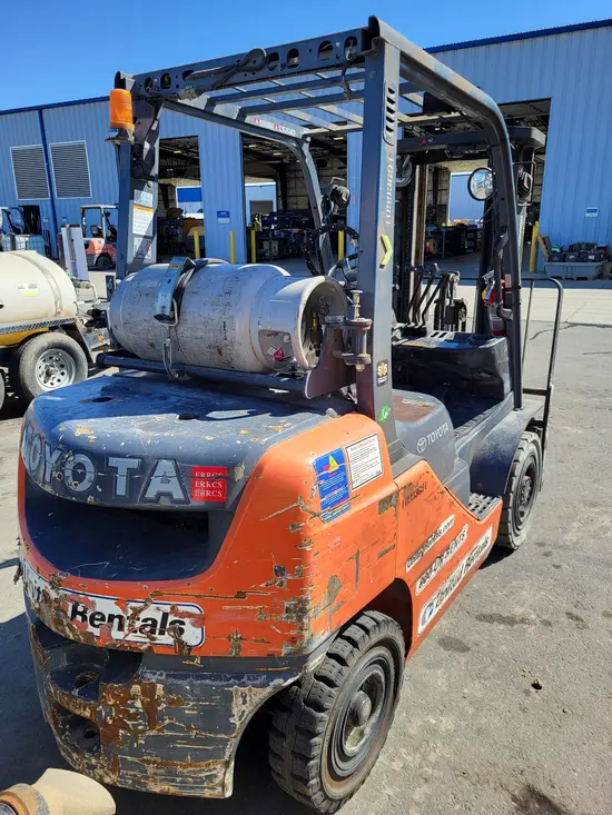2019 Toyota 8FGU25 Warehouse Forklift